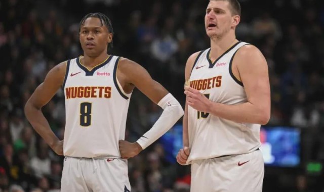 b体育app-数据分析：沃特森在约基奇缺席时为何数据暴涨？