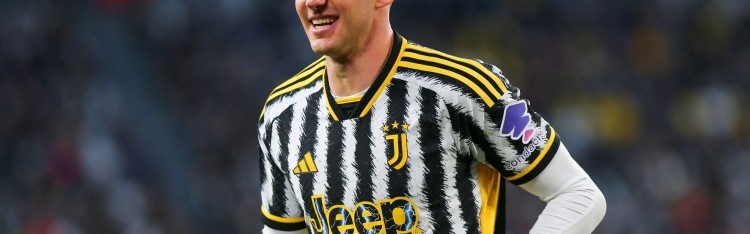 坎比亚索：拿到绅士奖深感荣幸，但正好赶上我停赛有点滑稽