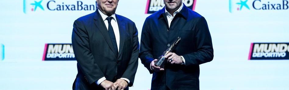 b体育-弗里克：赢得欧冠是我们的远大目标；巴萨买人看能力更看人品