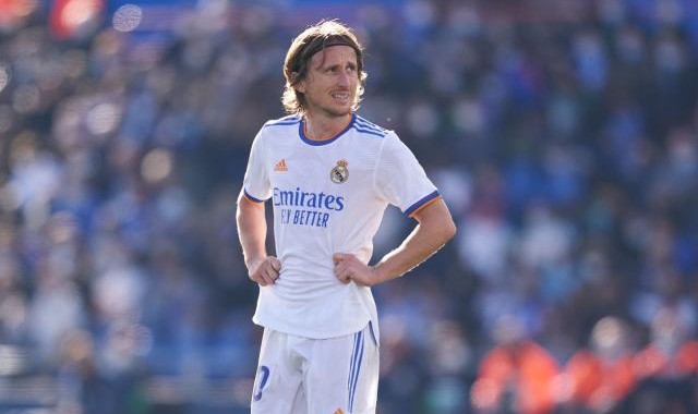 b体育下载-2022开门黑！皇马惨遭爆冷 没维尼修斯真不会踢了？