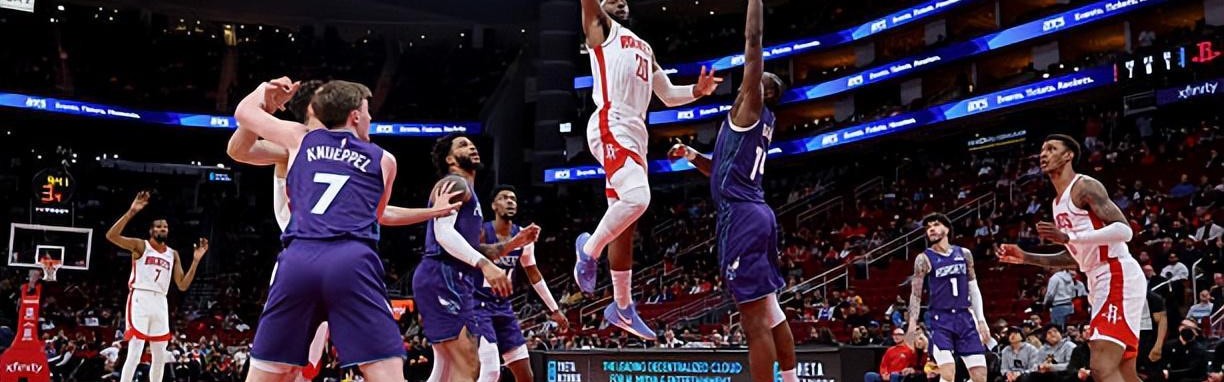 b体育-本来进攻就一片混乱，结果火箭还让他长时间留在场上拖累空间？